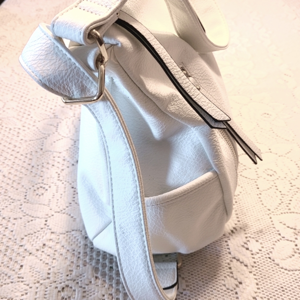 🎊HP🎊MELLOW WORLD VEGAN BAG - Picture 5 of 16